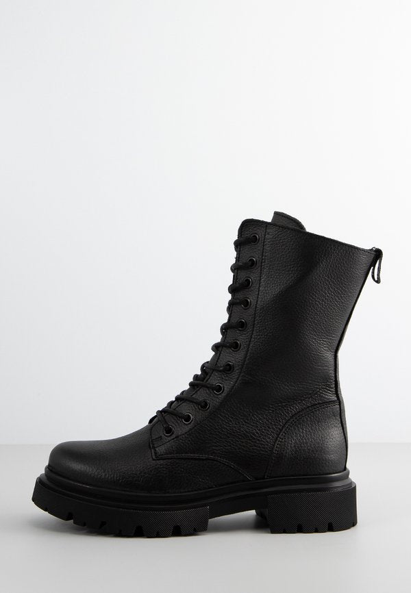 Steve Madden RADAR