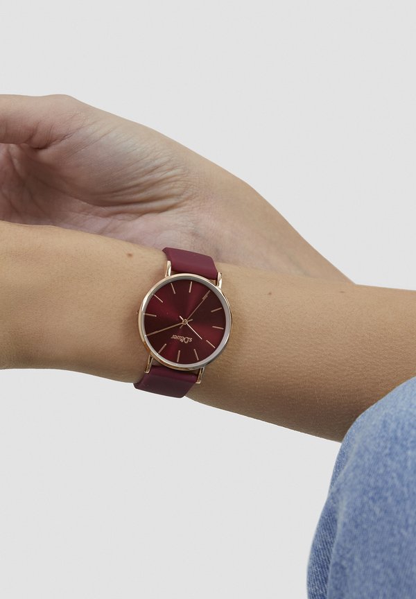 s.Oliver MODERN STATEMENT - Watch - rot
