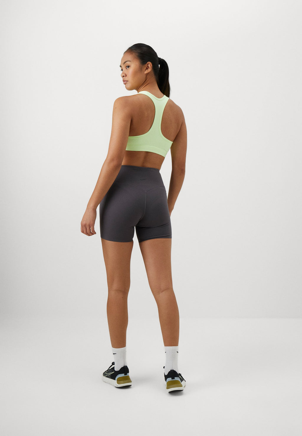 Nike Performance W NK DF UNVRSA HR 5IN SHRT PKT