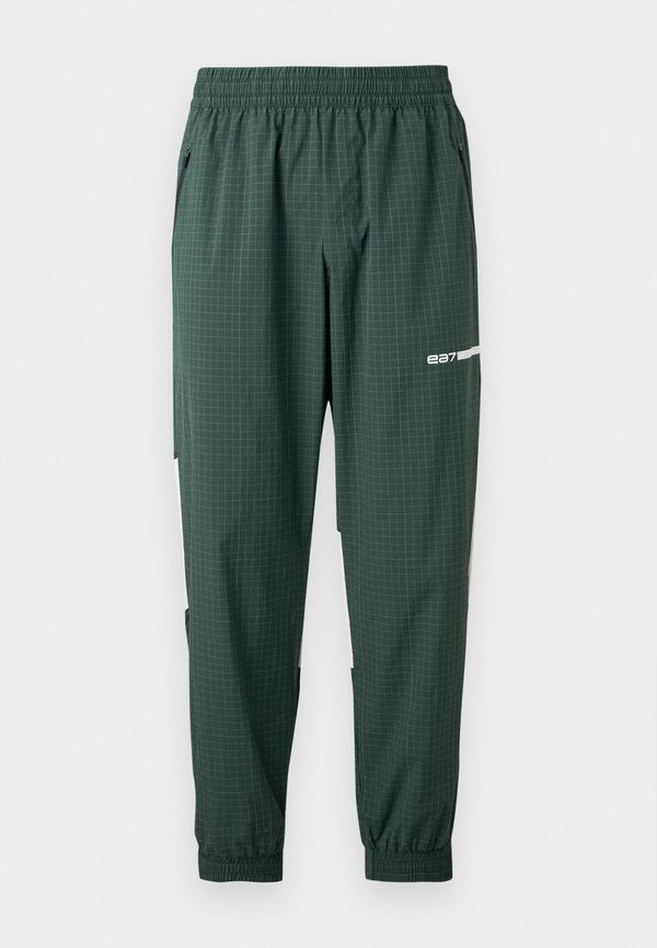 EA7 Emporio Armani TRAIN LOGO SERIES