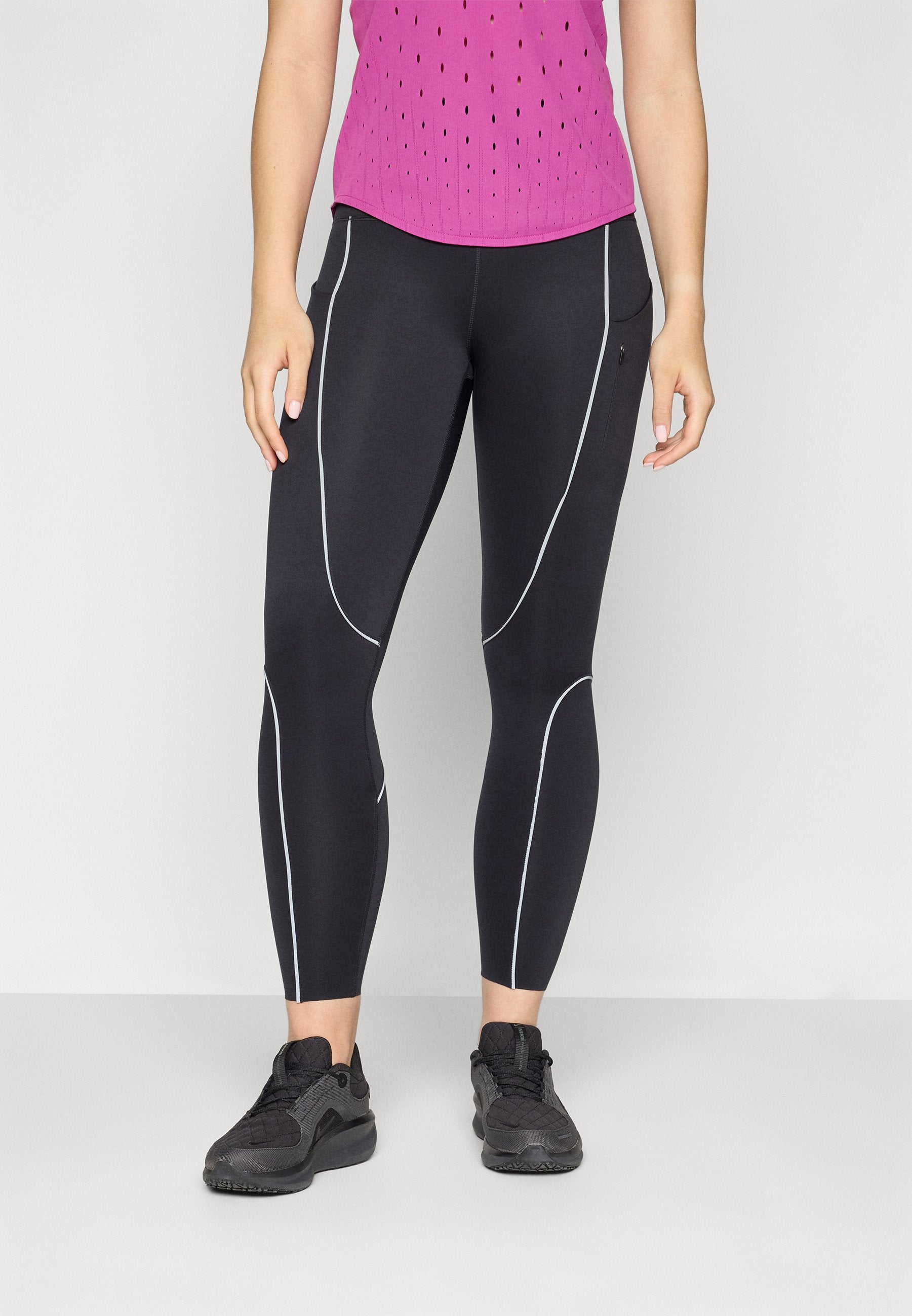 Nike Performance GO 7/8