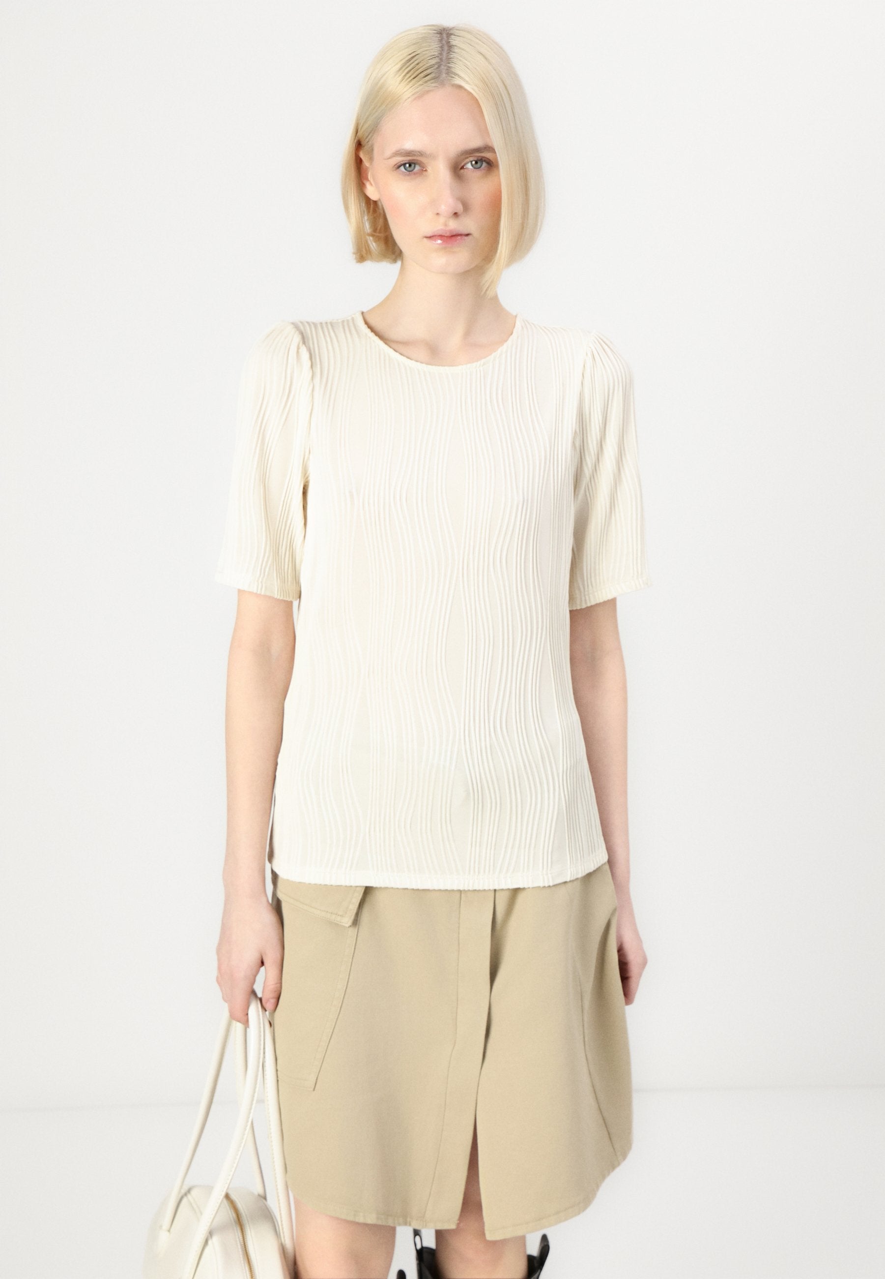 VILA Short Sleeved Round neck