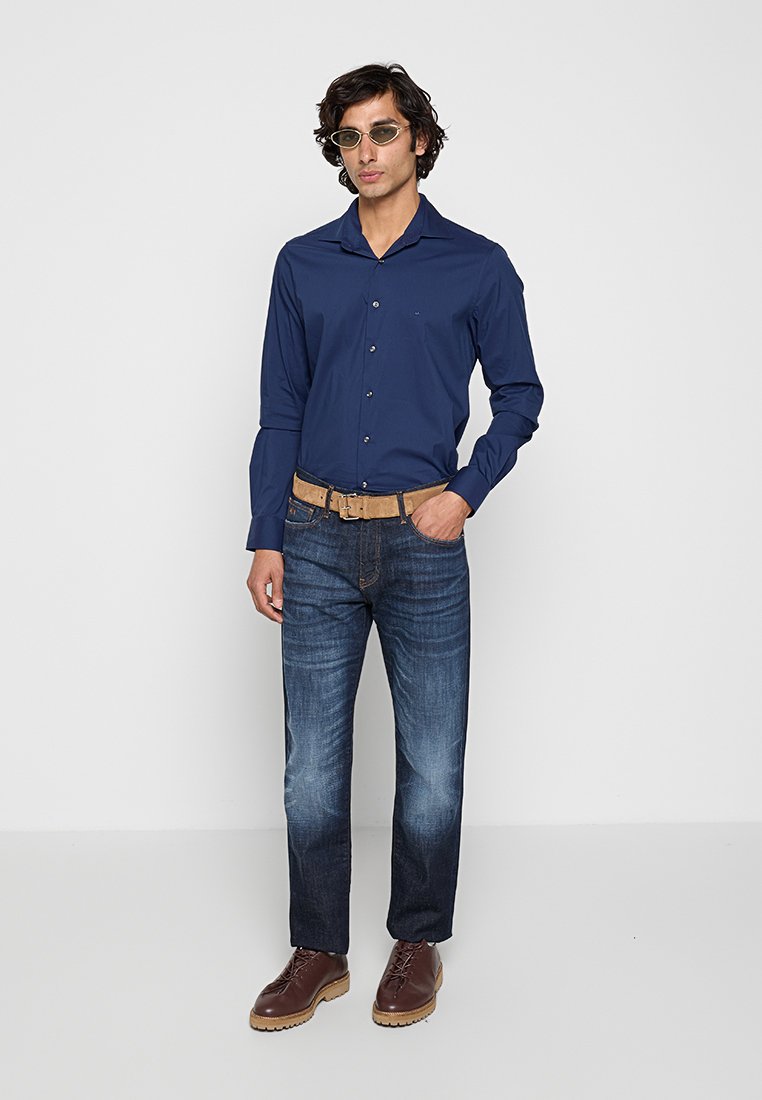 Michael Kors SLIM FIT