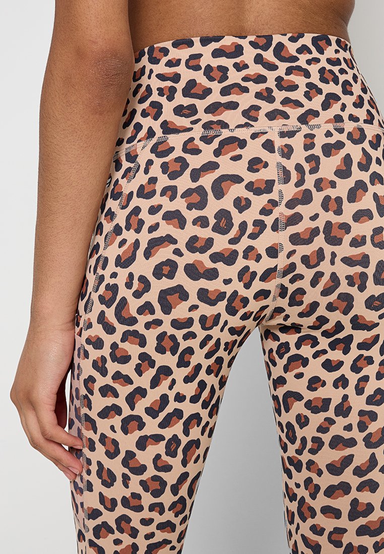 Fabletics MILA