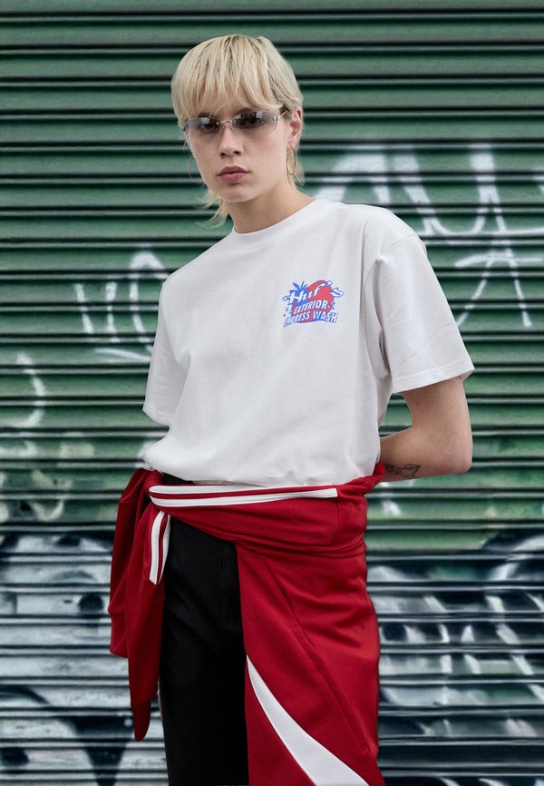 HUF FULL SERVICE TEE UNISEX