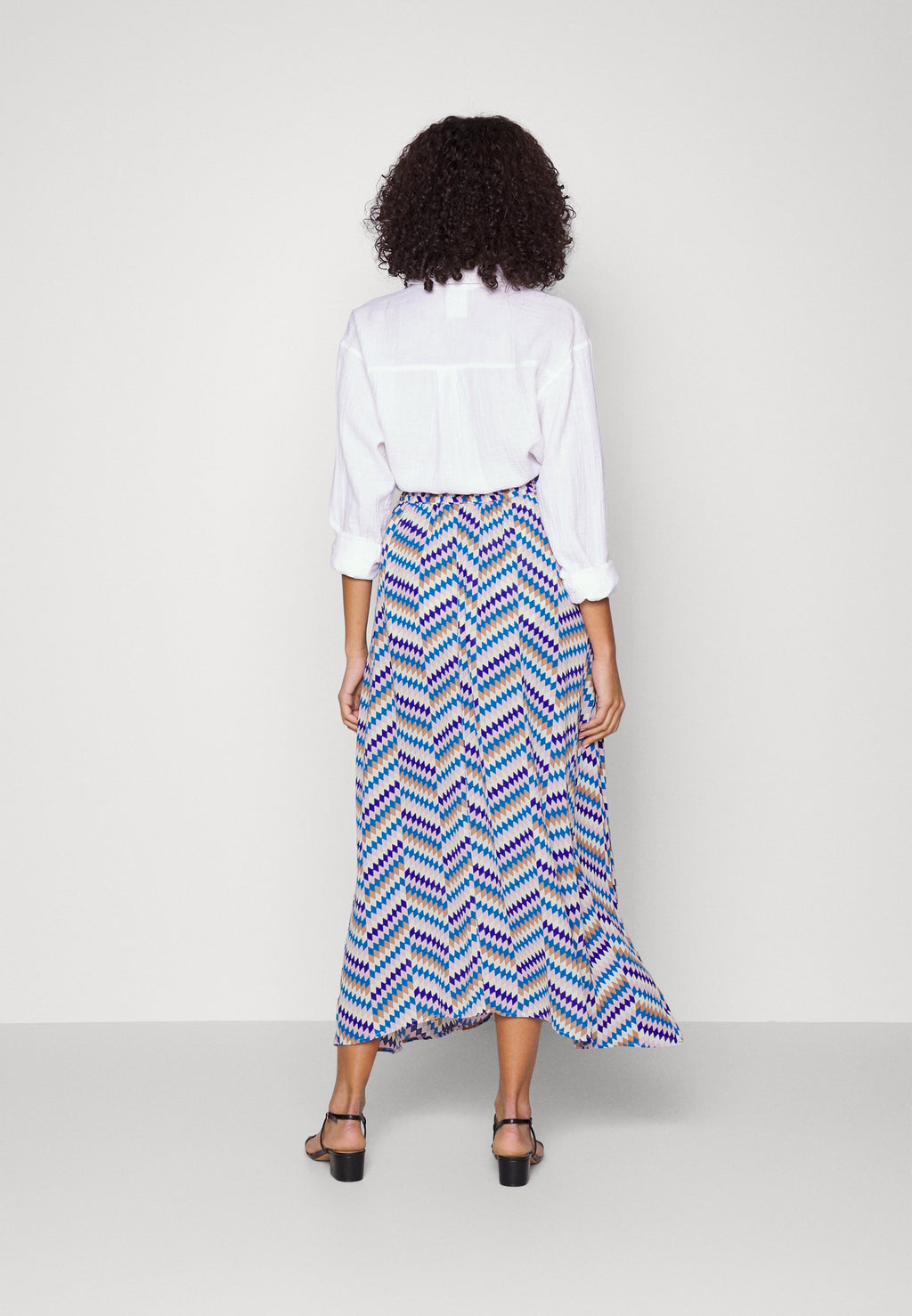 ONLSTELLA LIFE MIDI SKIRT Media 4