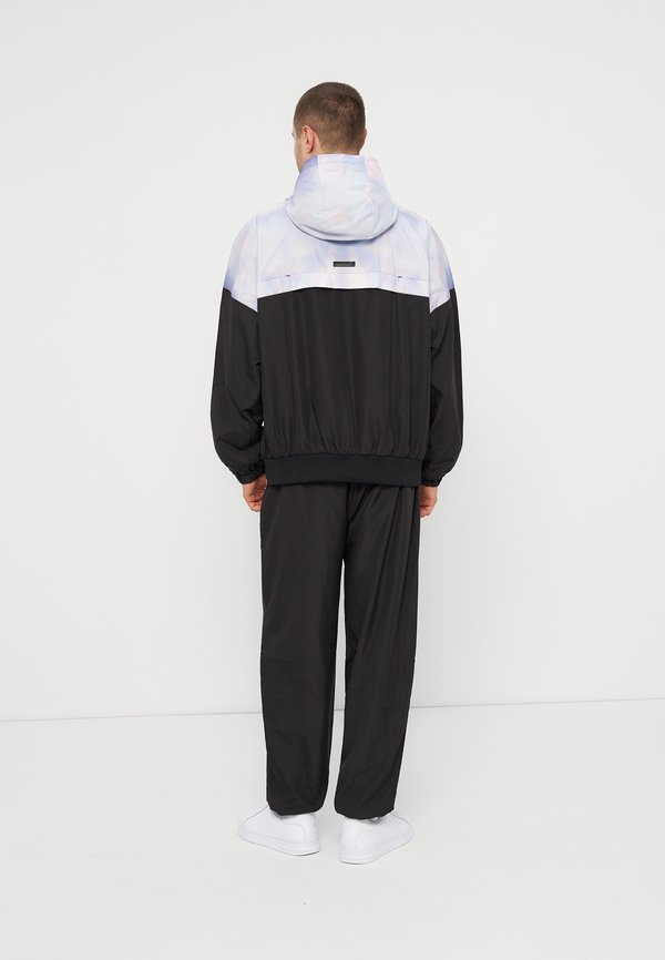 EA7 Emporio Armani