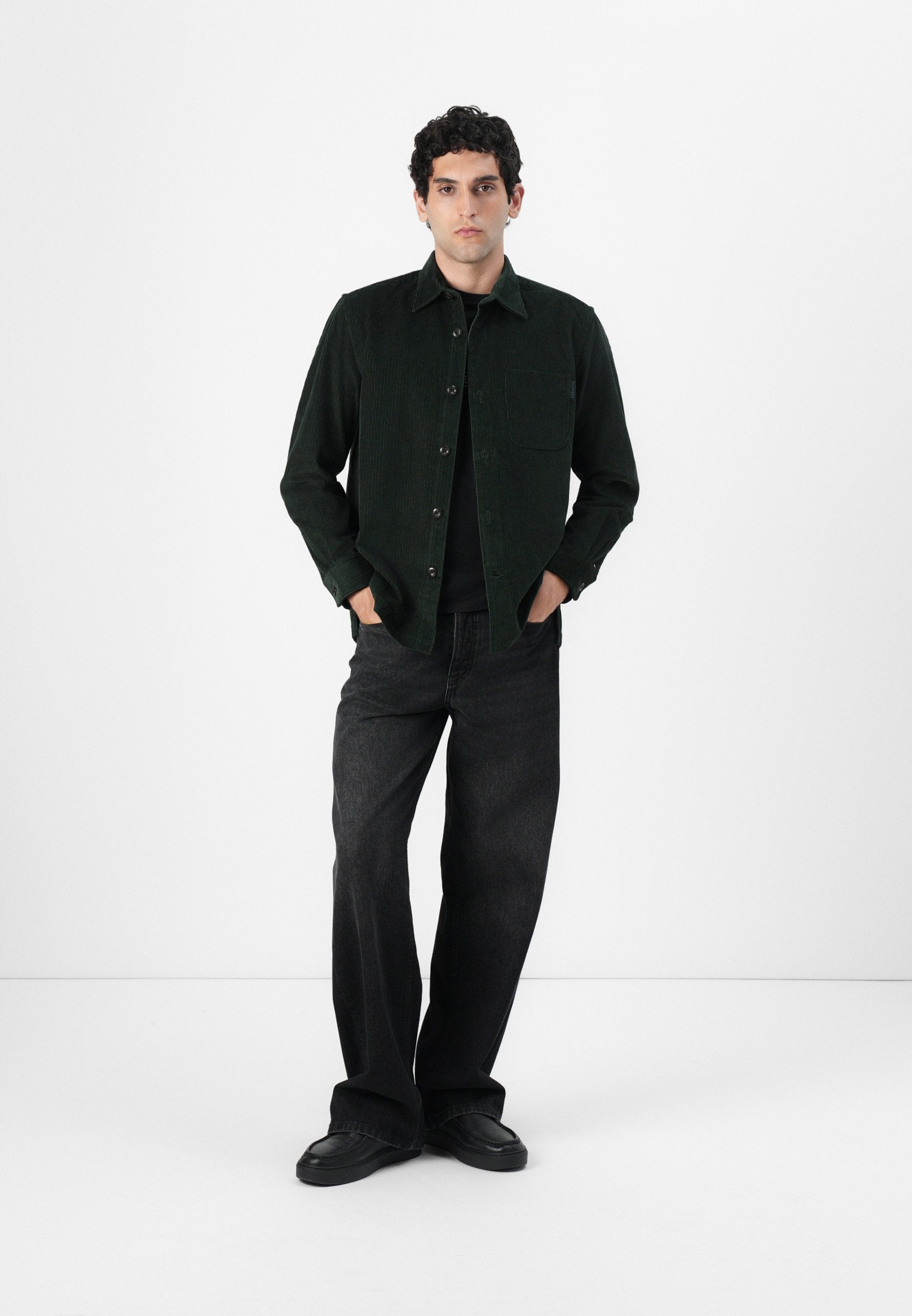 OVERSHIRT Media 2