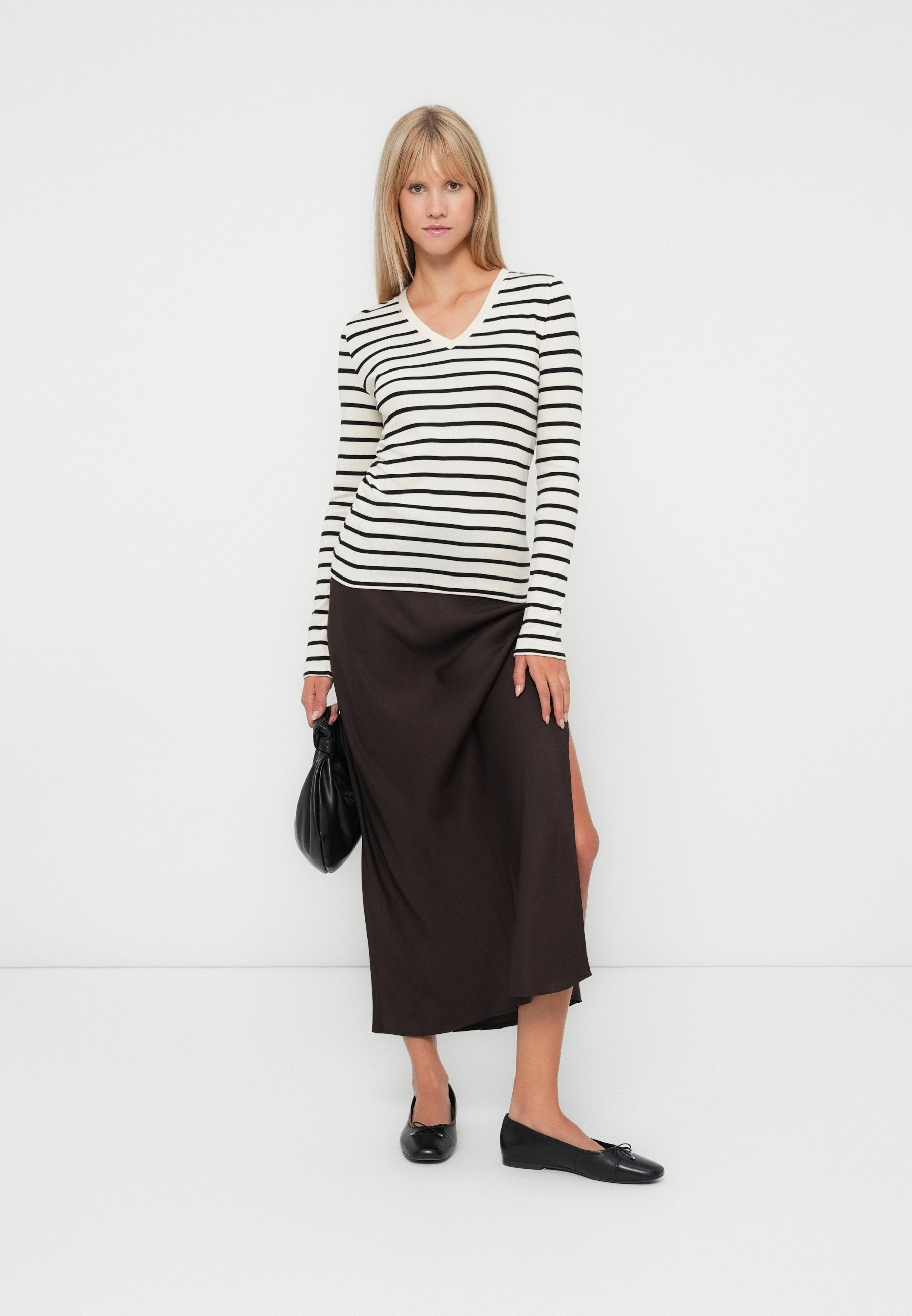 GAP MODERN V TEE STRIPE