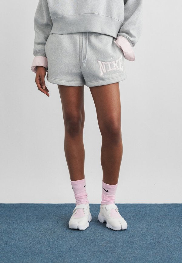Nike Sportswear Shorts - pure platinum-coloured/pink foam