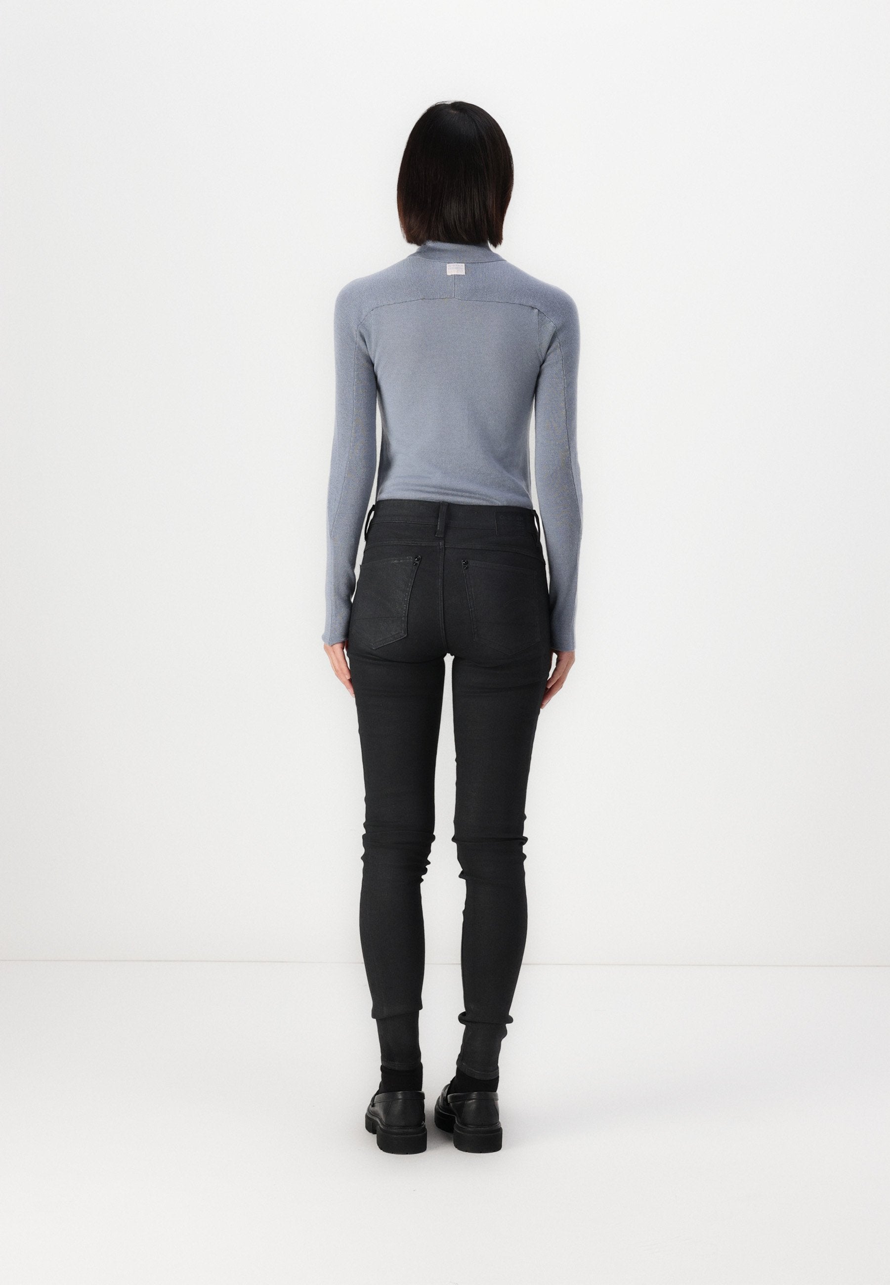 HANA SKINNY Media 4
