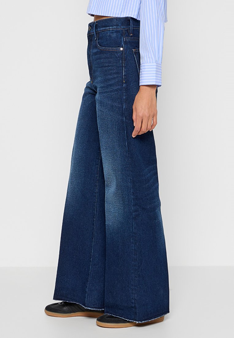 G-STAR Flared Jeans Media 2