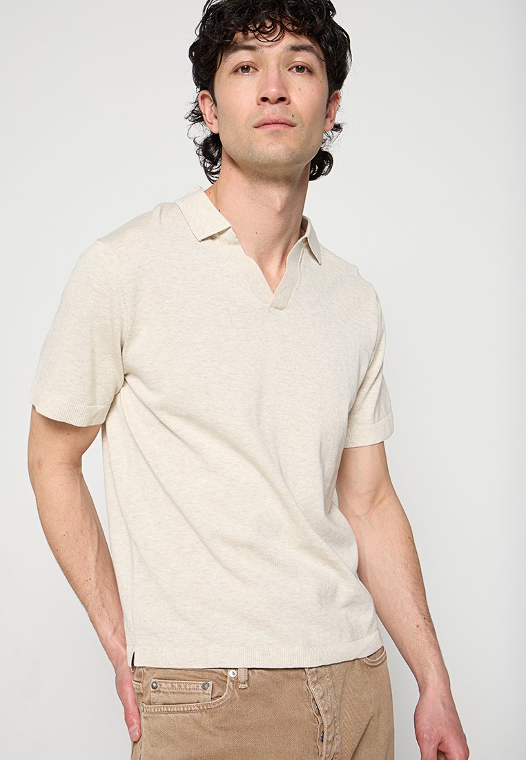 Hackett London