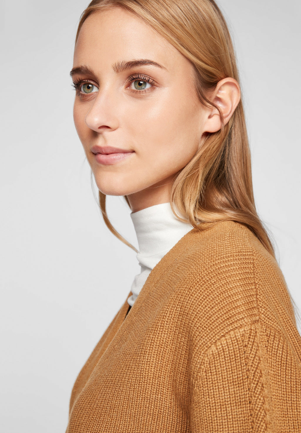 s.Oliver Strickjacke Media 5