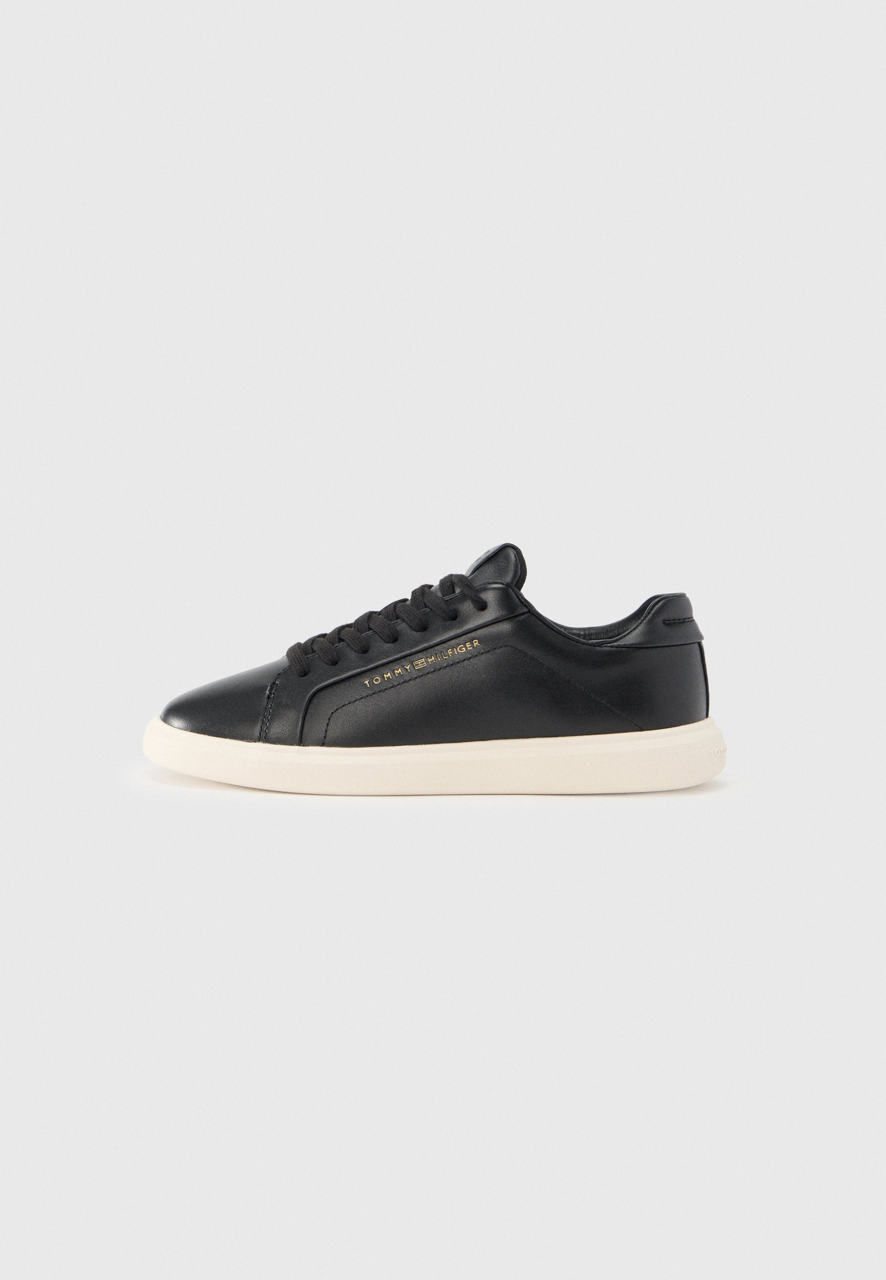 LIGHTWEIGHT LEATHER CUPSOLE COURT TRAINERS Media 1