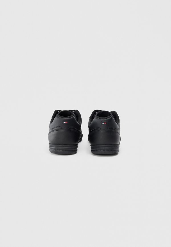 Tommy Hilfiger DEBOSSED LOGO CUPSOLE TRAINERS WITH LEATHER
