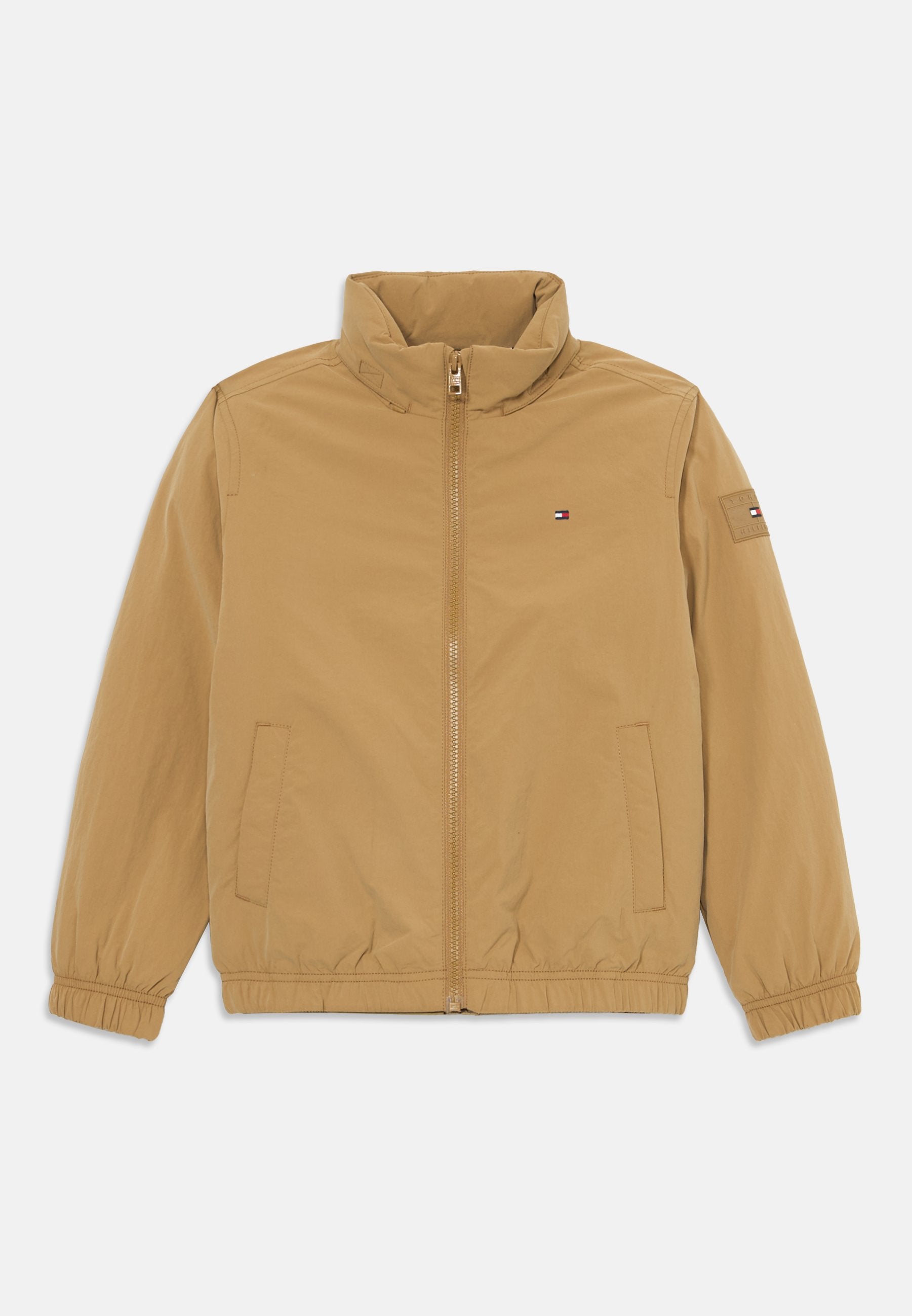 ESSENTIAL PACKABLE HOOD PADDED JACKET Media 1