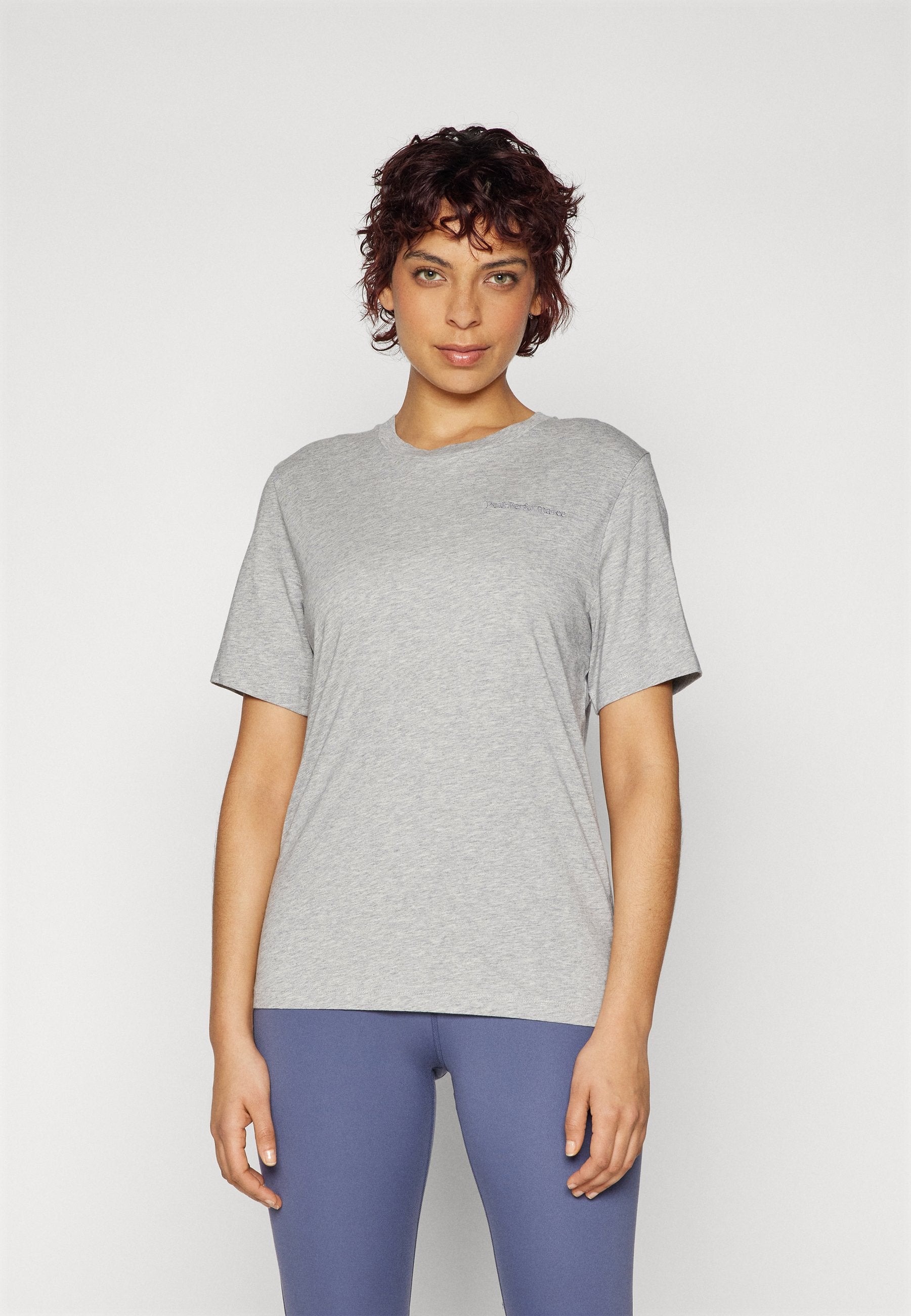 Peak Performance ORIGINAL SMALL LOGO TEE