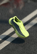 adidas Performance HYPERBOOST EDGE - Road running shoes - hi res yellow/iron metallic/grey five