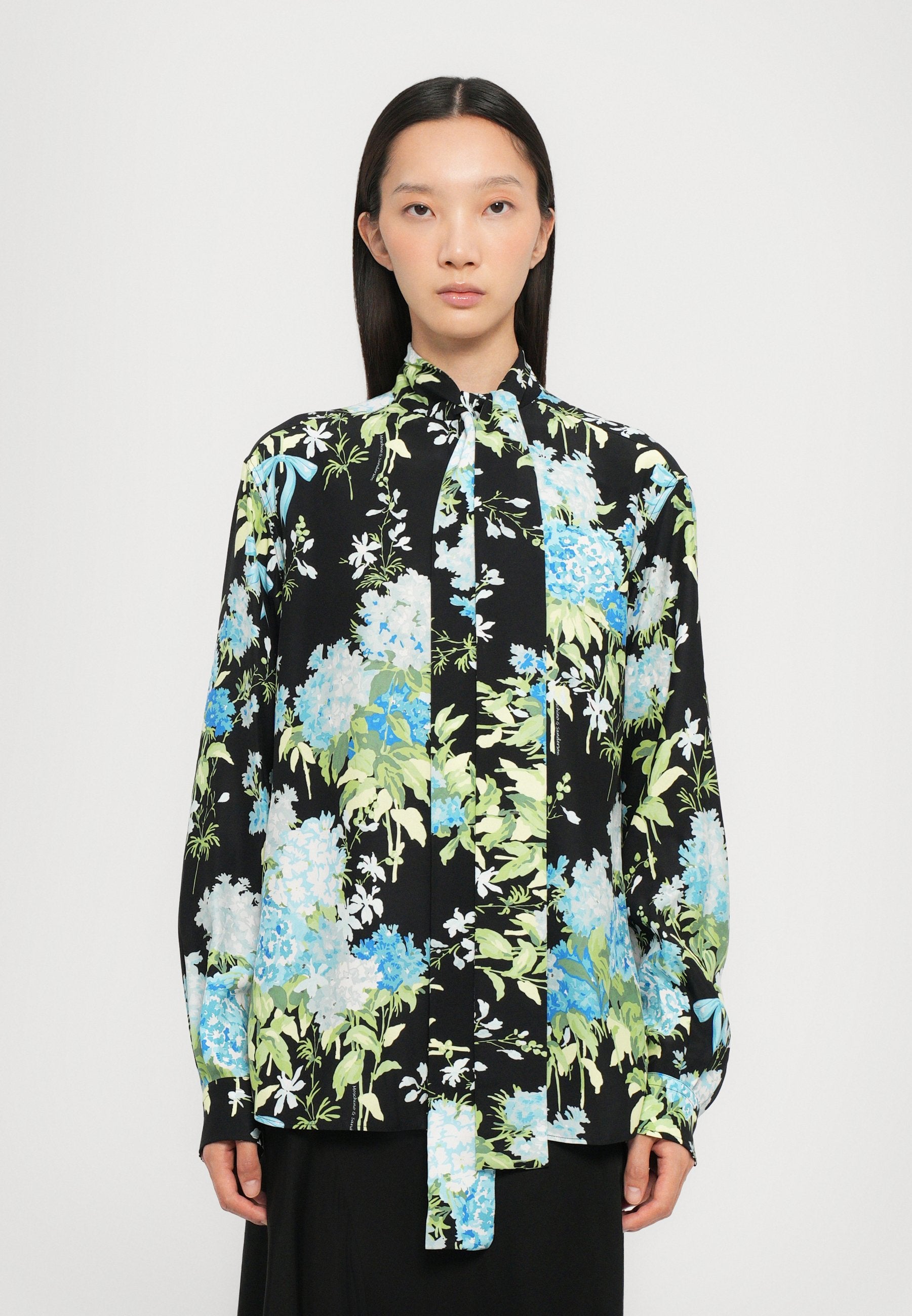 MOSCHINO ALL OVER SWEET WILLIAMS PRINT