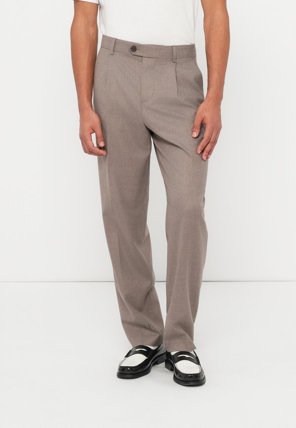 Selected SLH220 LOOSE PLEAT PANT