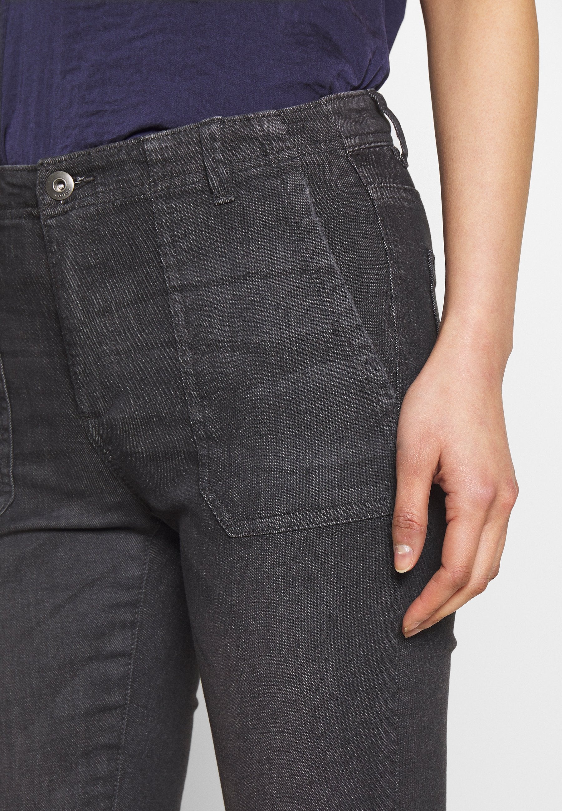 edc by Esprit