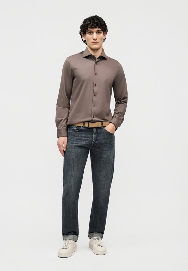 Michael Kors PERFORMANCE SLIM FIT