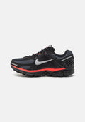 Nike Sportswear VOMERO 5 UNISEX - Trainers - black/metallic silver/bright crimson/anthracite/photon dust