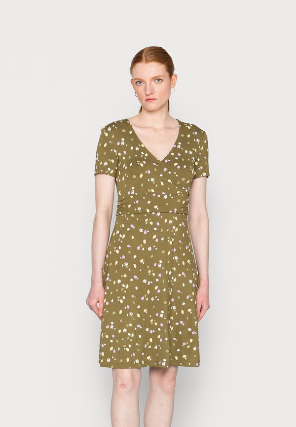 TOM TAILOR PRINTED DRESS - Jersey dress - olive small floral design