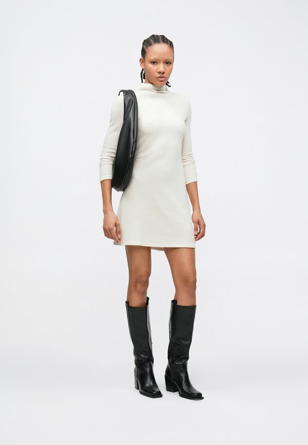 Vero Moda VMBLIS MOCK NECK SHORT DRESS