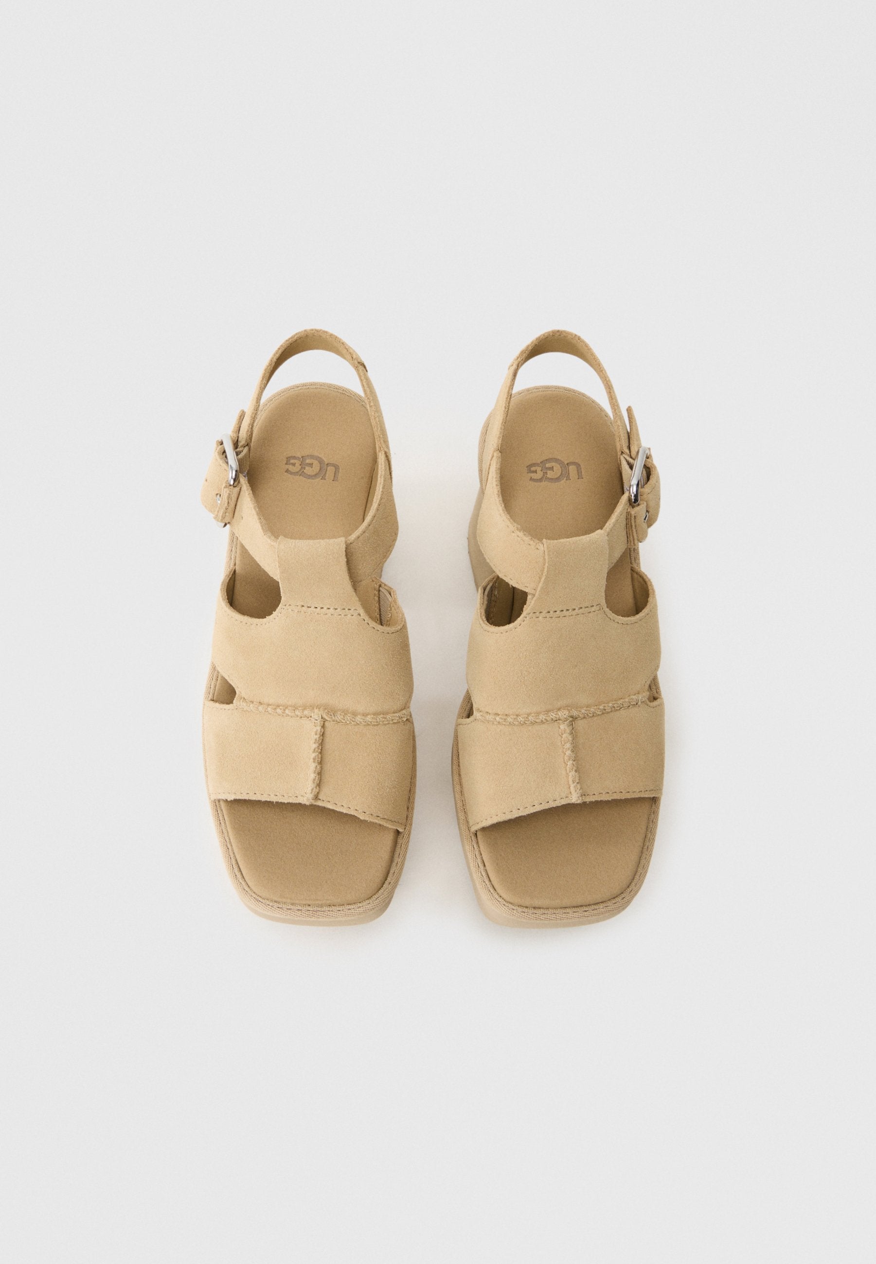 UGG