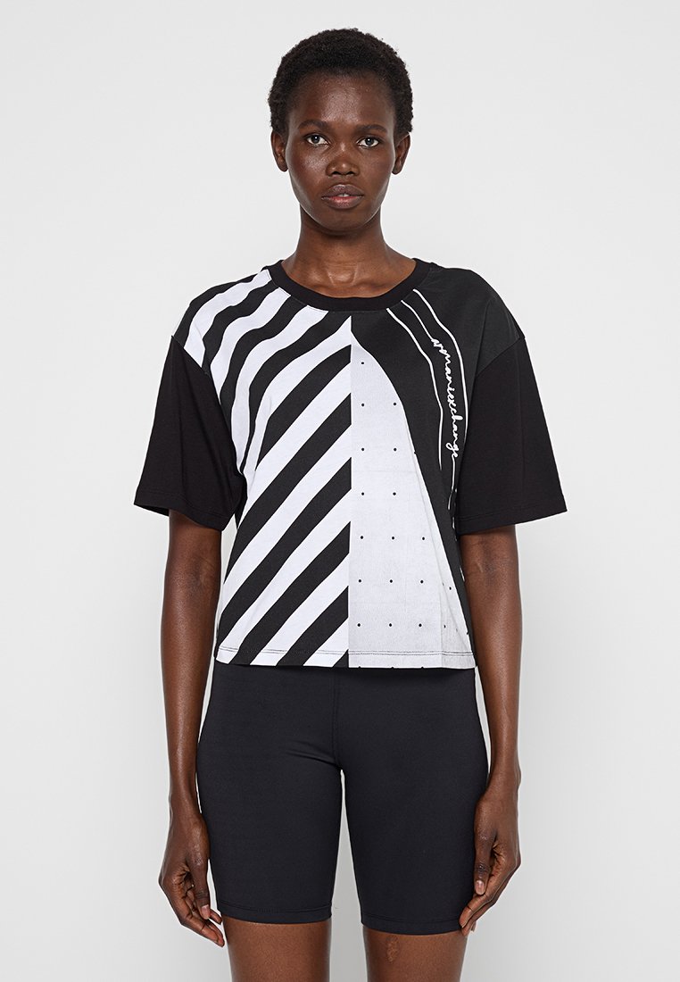 Armani Exchange T-Shirt print Media 1