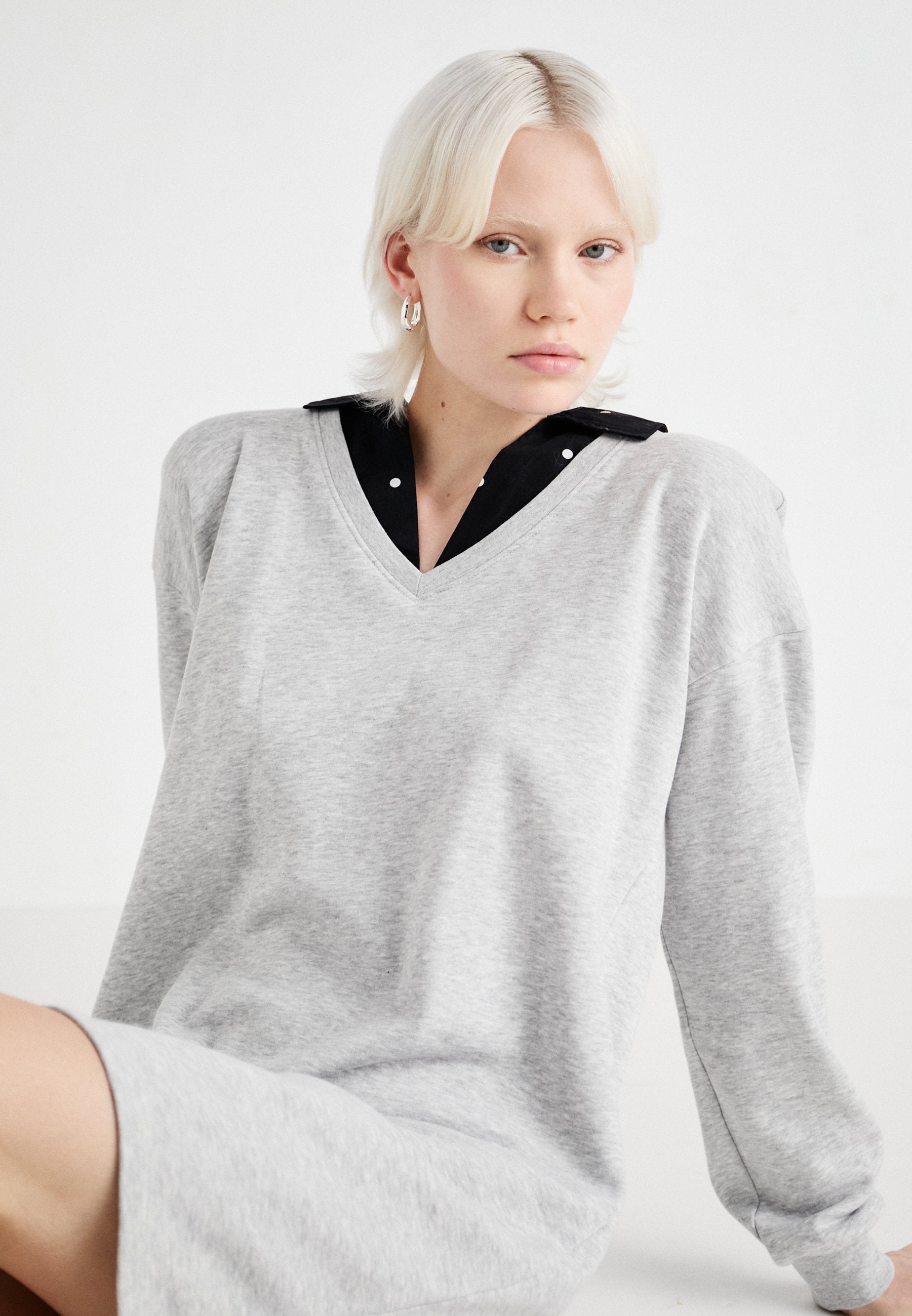 ONLFEEL VNECK DRESS Media 5