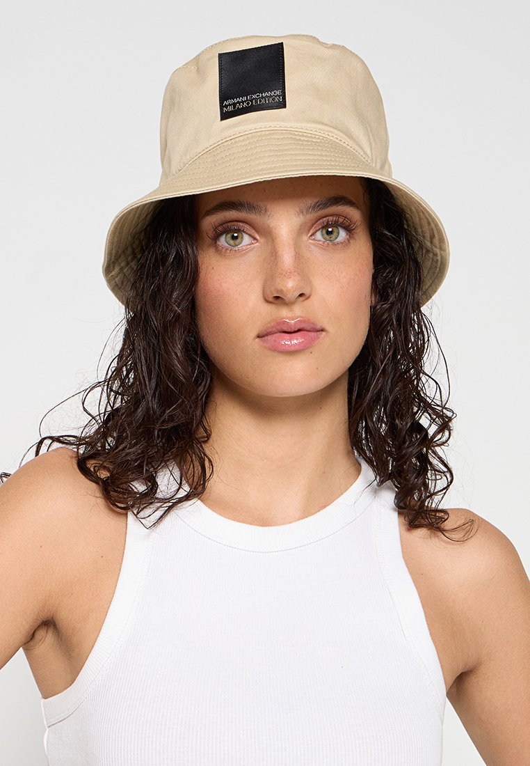 Armani Exchange Hut Media 2