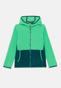 Grüner Fleece-Kapuzenpullover mit Reißverschluss vorne, mit einem dunkelgrüneren Einsatz am unteren Bereich, zwei Seitentaschen und einer Kapuze mit kontrastierendem Saum.