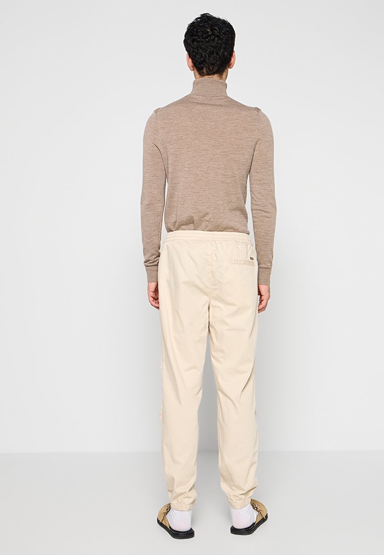Armani Exchange Stoffhose Media 3