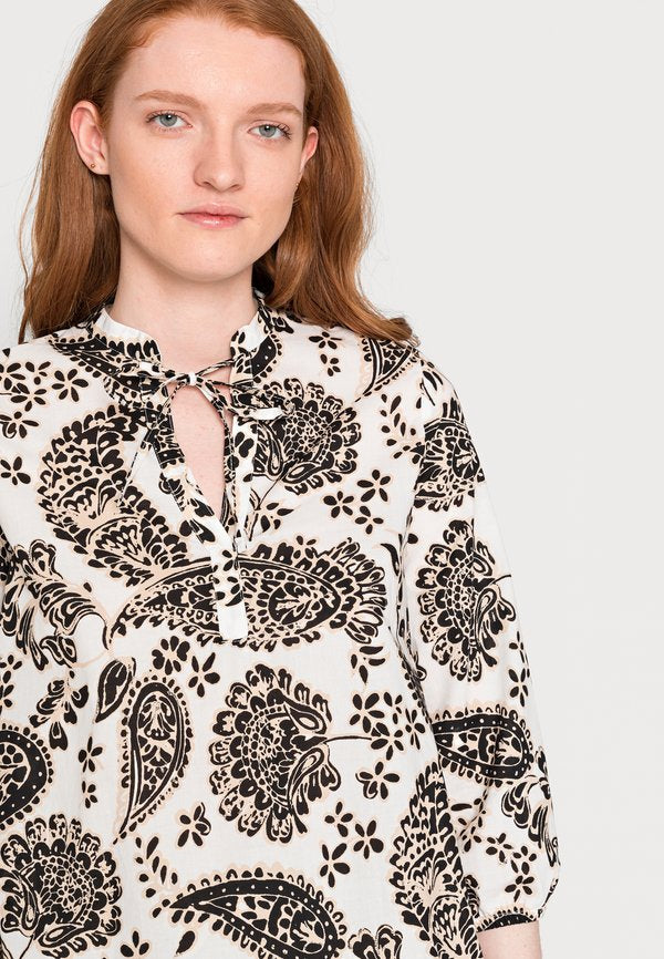 More & More BLOUSE SLEEVE