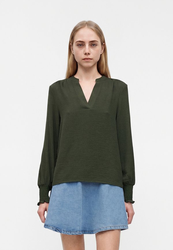 ONLY ONLMETTE V-NECK LS SMOCK TOP NOOS WVN