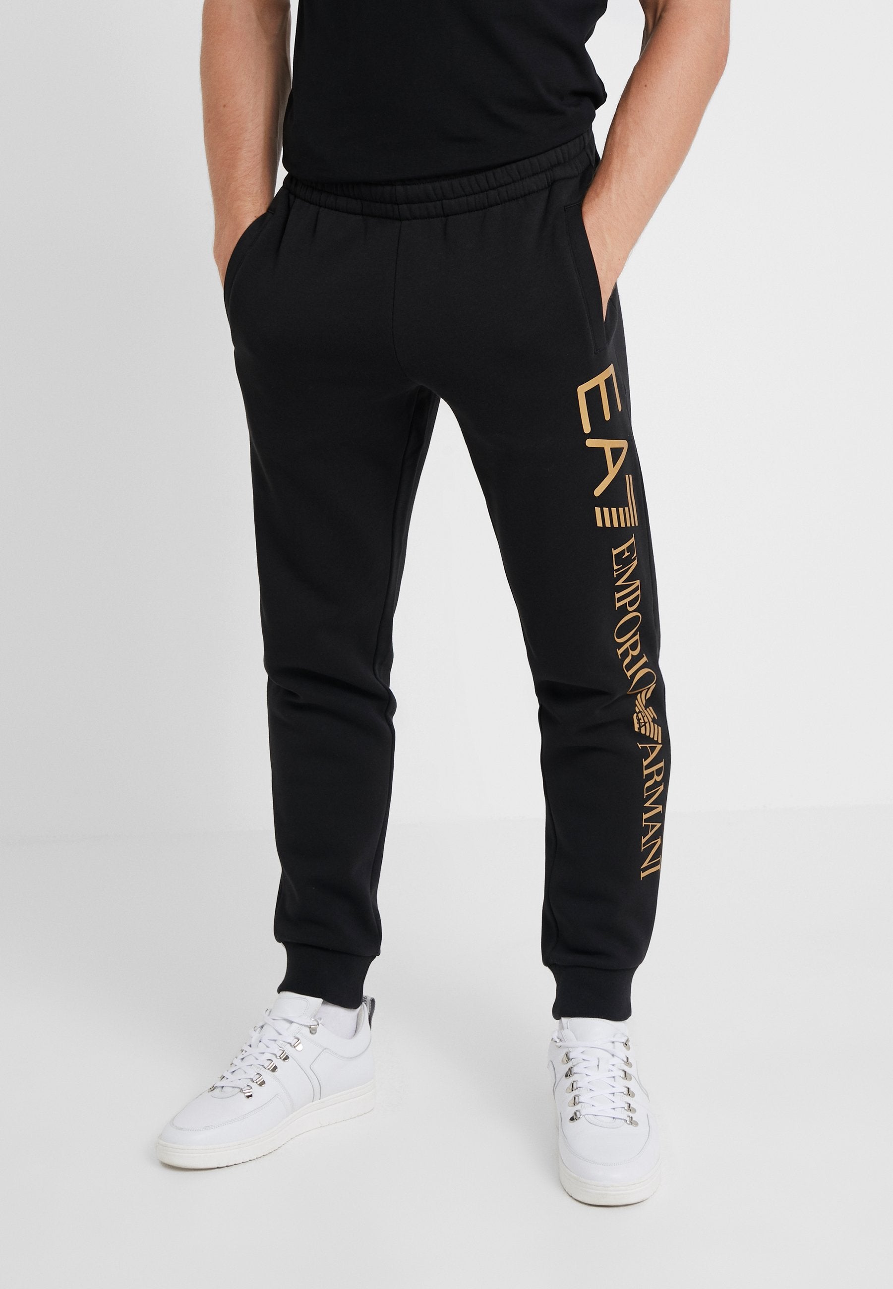 PANTALONI Media 3
