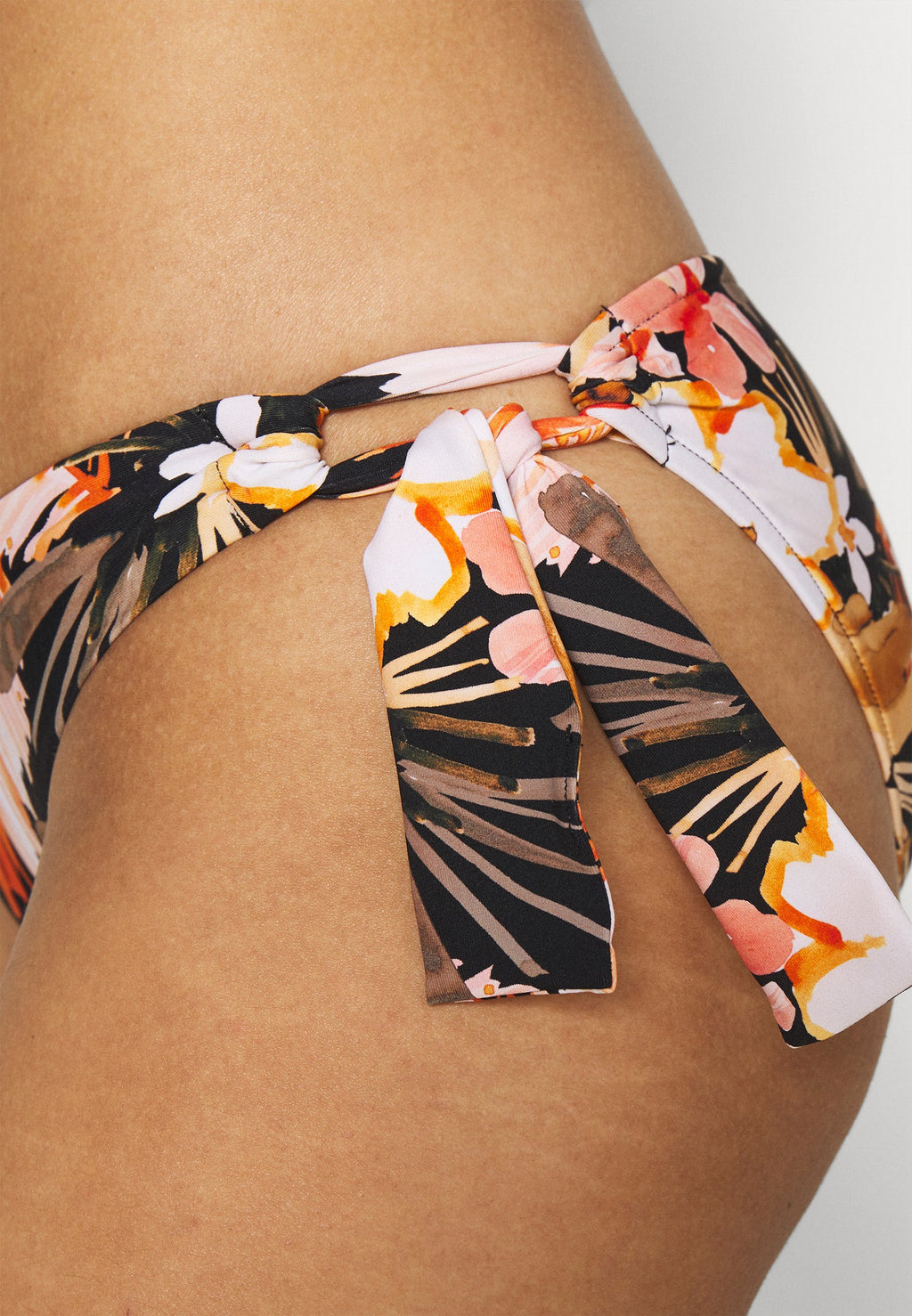 BORA BORA FLORA LOOP TIE SIDE HIPSTER Media 6
