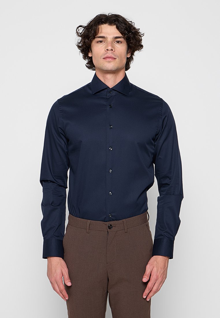SLIM FIT Media 1