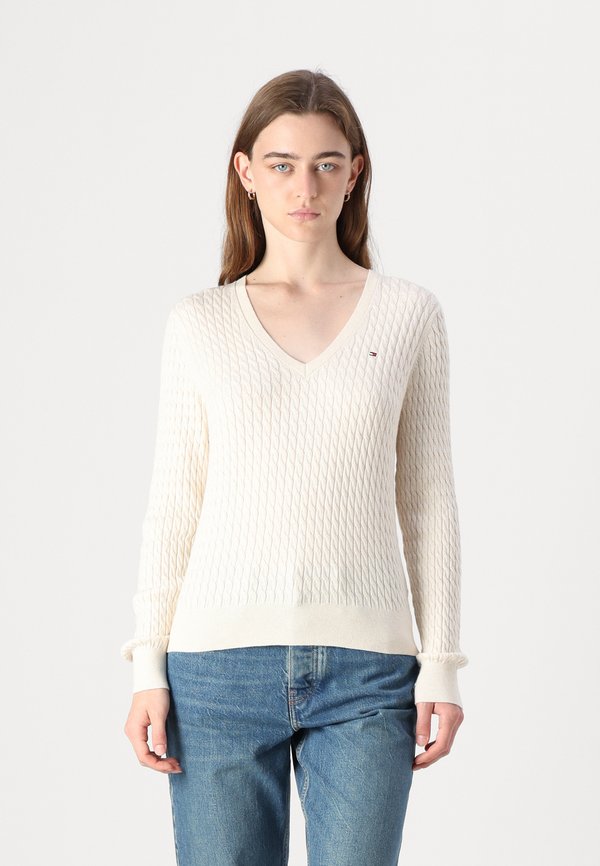 Tommy Hilfiger CABLE KNIT V NECK JUMPER - Jumper - ivory petal