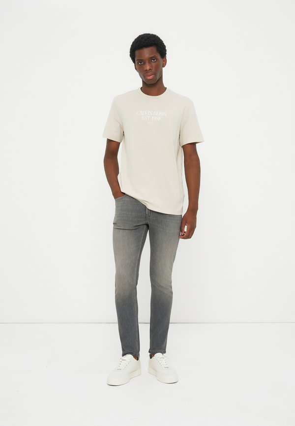 Calvin Klein Jeans