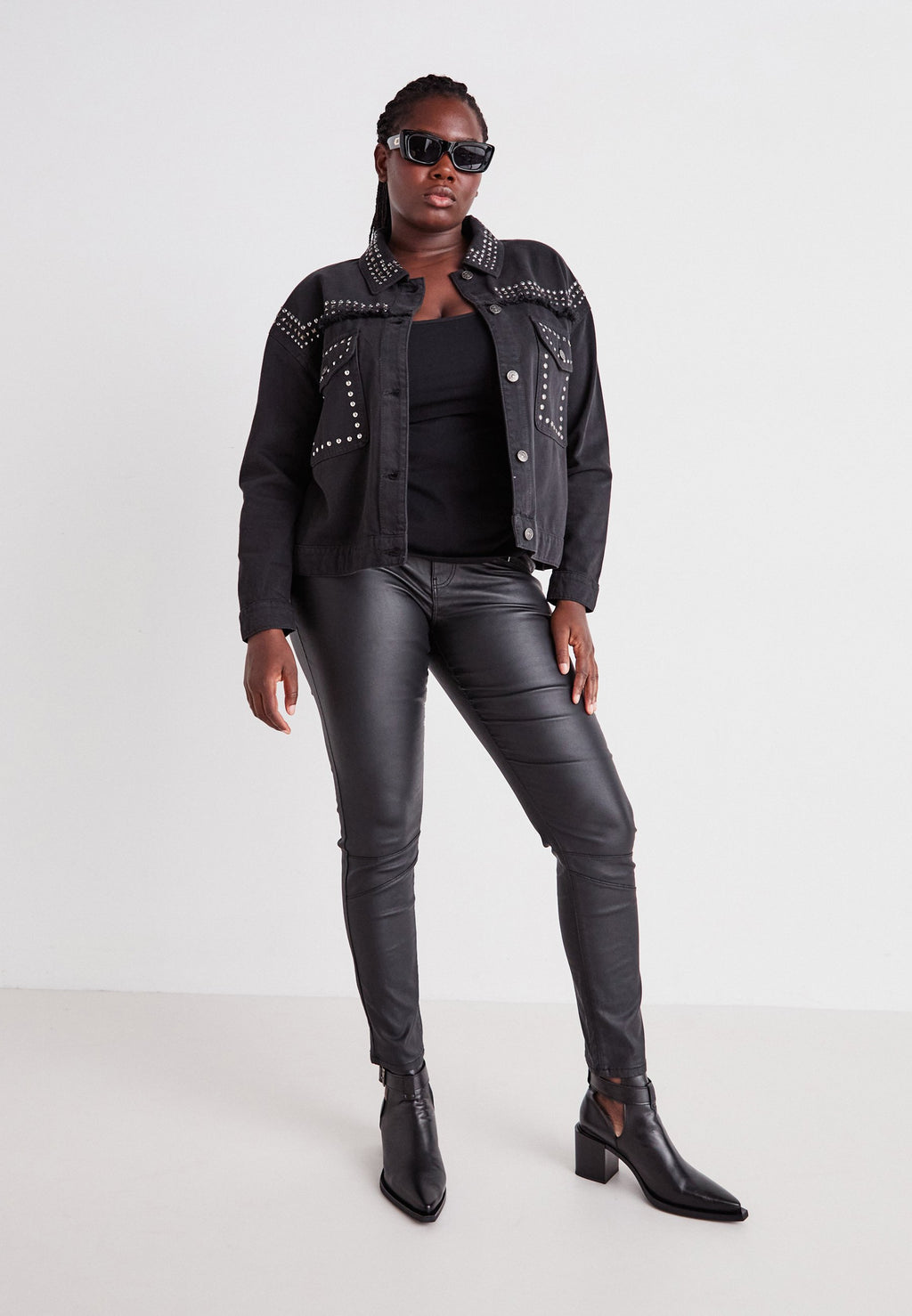 CARSELA-NYA Skinny Fit Media 3