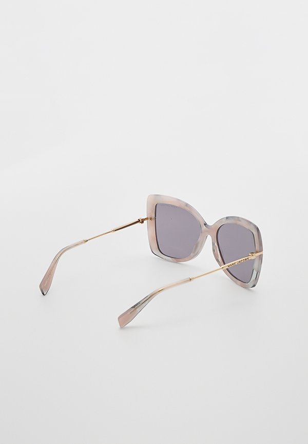 MARC JACOBS