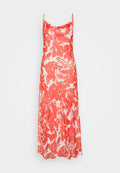 Floral Maxi-Kleid mit Spaghettiträgern, ausgestattet mit einem lebhaften Korallen- und Weißmuster. Leichter, fließender Stoff mit weicher Textur.