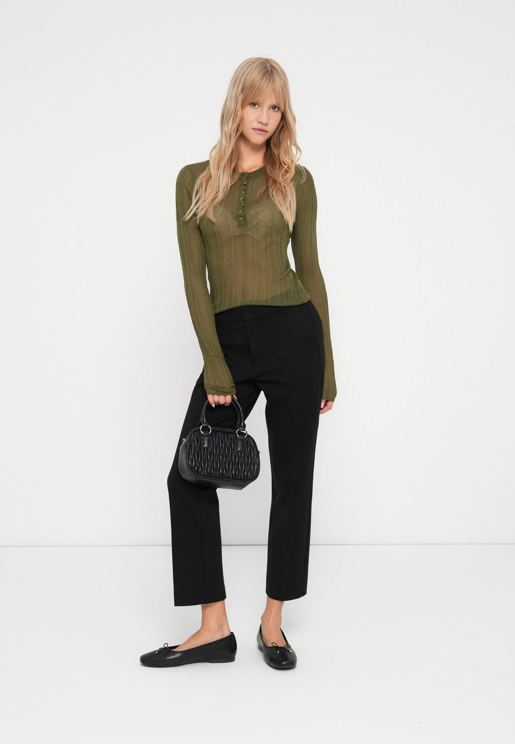 GAP HENLEY