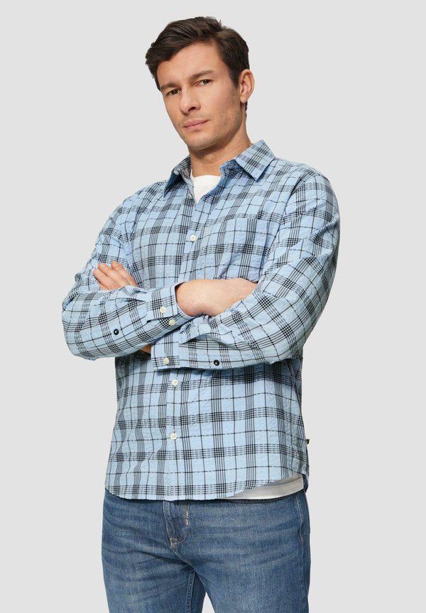 s.Oliver REGULAR FIT KARIERTES MIT KENTKRAGEN - Shirt - himmelblau