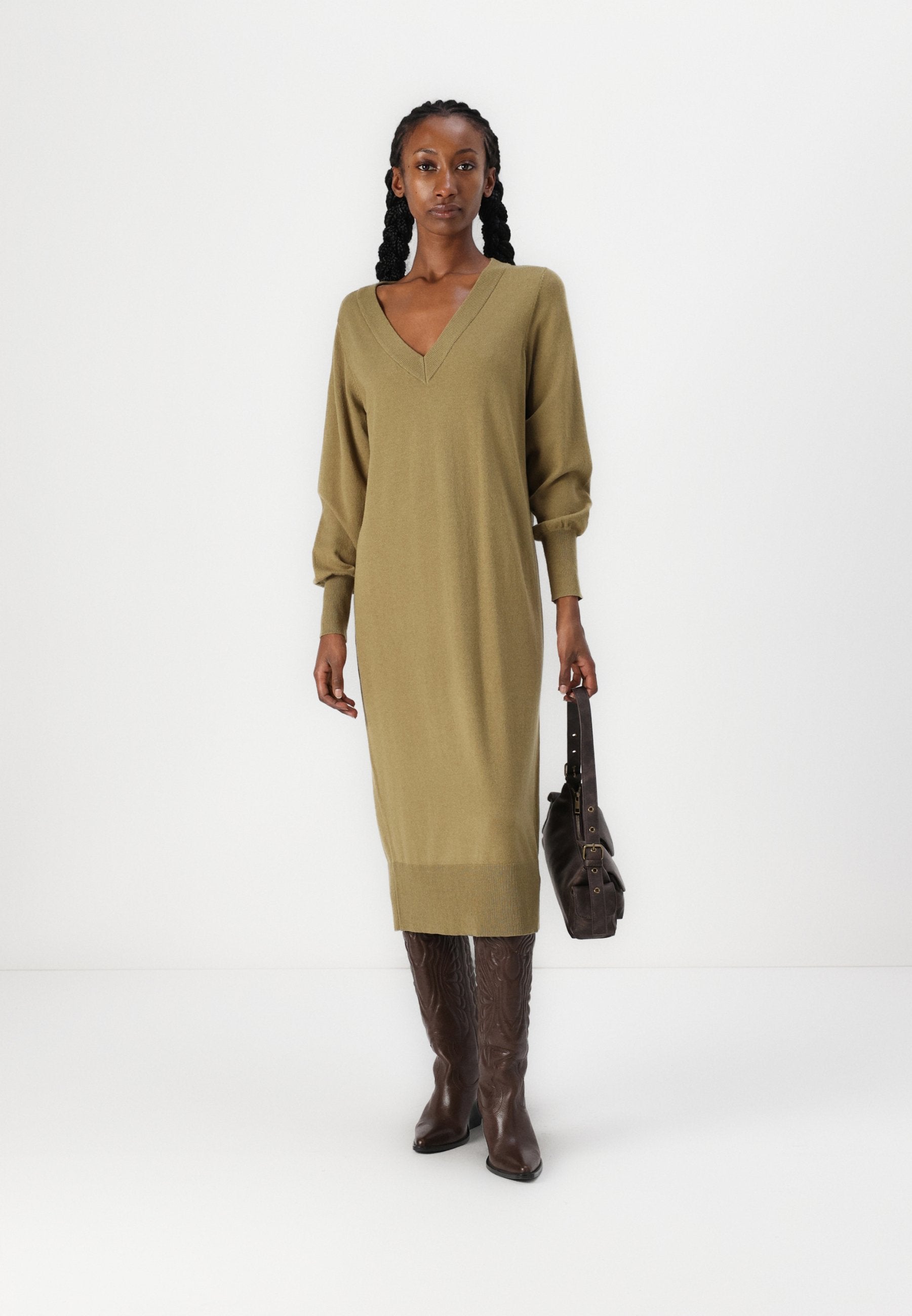 VILA VIAMANDA LONG V NECK DRESS