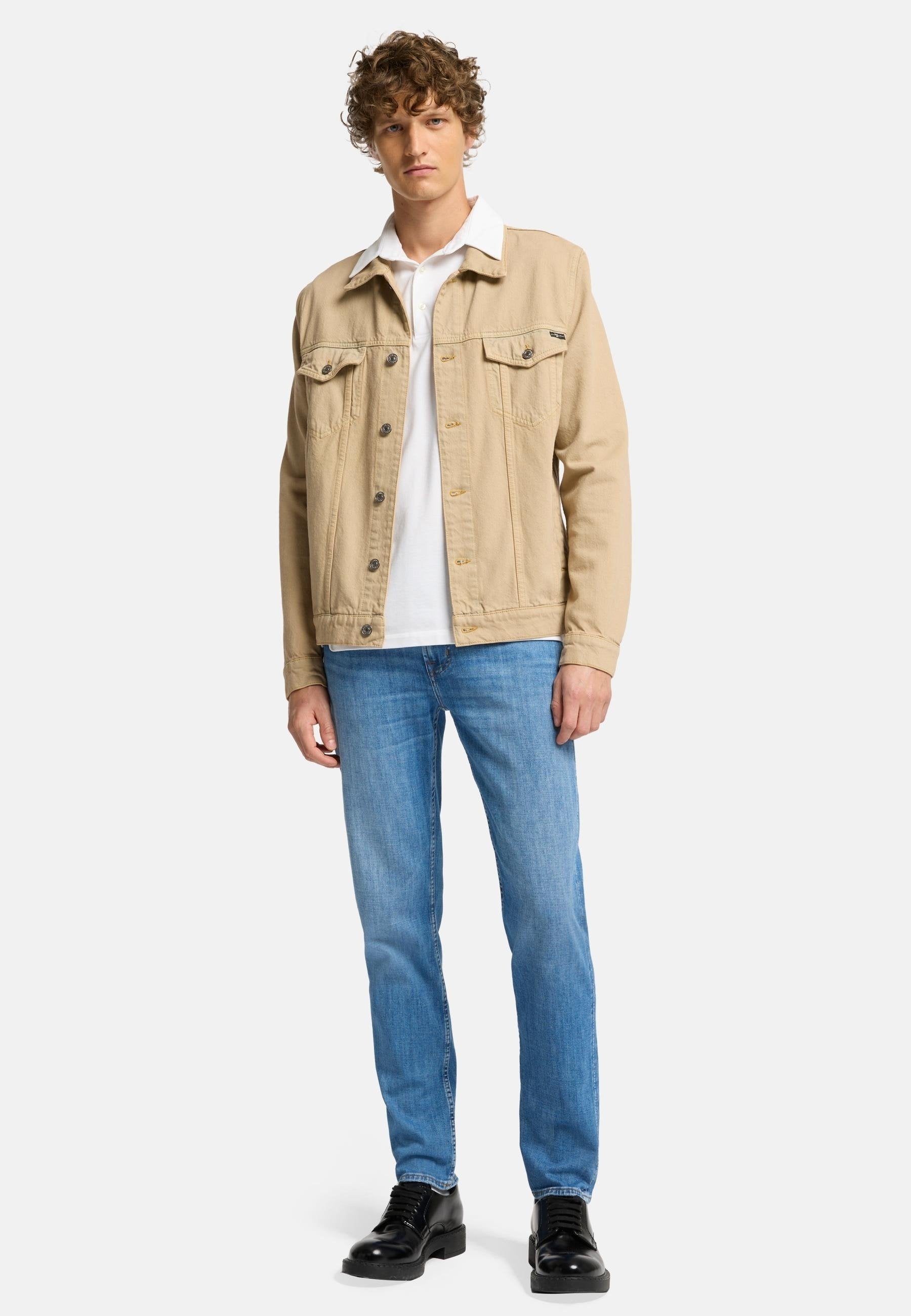 7 for all mankind